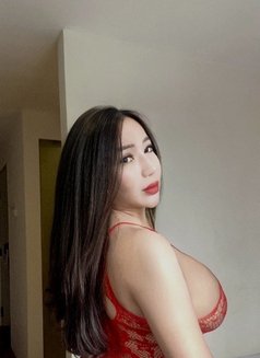Ts Carlothea - Transsexual escort in Kuala Lumpur Photo 8 of 16