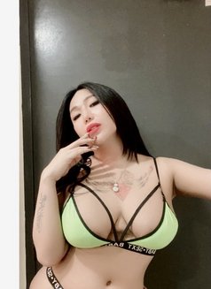 Ts Carlothea - Transsexual escort in Kuala Lumpur Photo 13 of 16