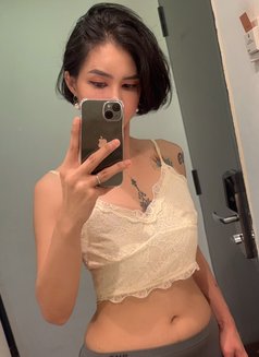 TS Chen VERSATILE - Transsexual escort in Kuala Lumpur Photo 16 of 17