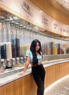 Ts cinta sexy big good servis - Transsexual escort in Bali Photo 5 of 8