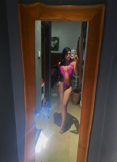 Ts cinta sexy big good servis - Transsexual escort in Bali Photo 8 of 8