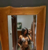 Ts Bella hot - Transsexual companion in Bali Photo 2 of 6
