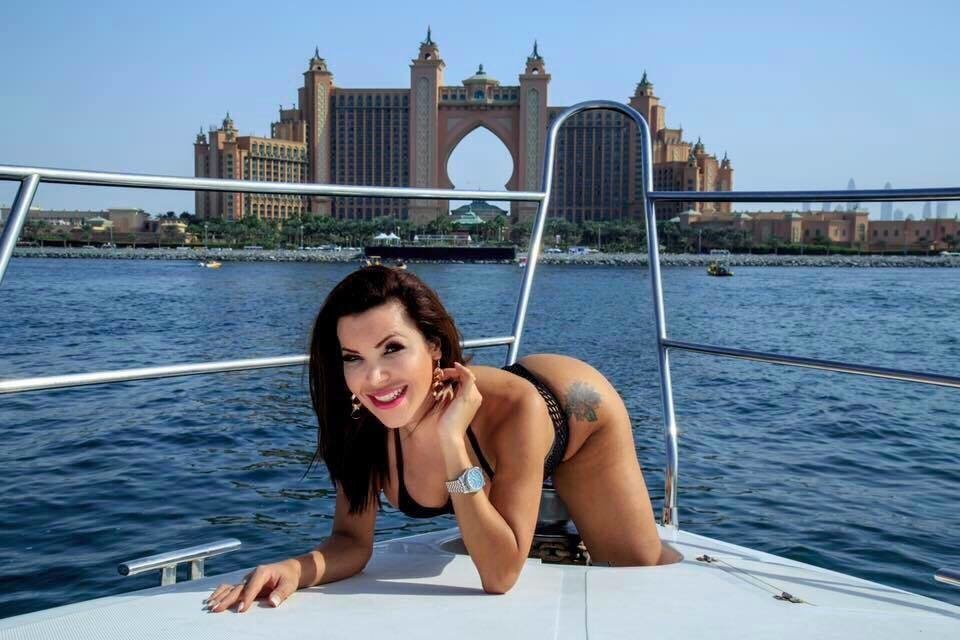 Brazilian Shemale Vacation - Ts Claudia Polansky, Brazilian Transsexual escort in Dubai