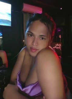 Ts Crystal - Transsexual escort in Manila Photo 2 of 5