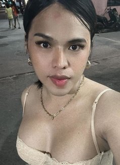 Ts Crystal - Transsexual escort in Manila Photo 4 of 5