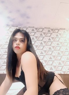 TS Crystal ready to fulfill your fantasy - Transsexual escort in Manila Photo 4 of 8