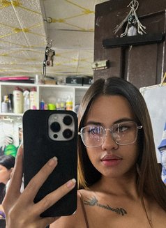 Fully functional cock, Danica - Transsexual escort in Makati City Photo 6 of 8