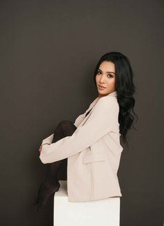 Ts Daniela - Transsexual escort in Makati City Photo 5 of 9