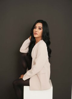 Ts Daniela - Transsexual escort in Makati City Photo 6 of 9