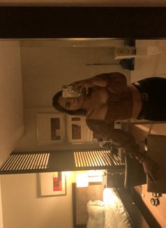 TS ELISSE - Transsexual escort in Bangkok Photo 20 of 23