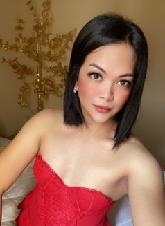 Ts elizabeth is waiting - Transsexual escort in Abu Dhabi Photo 21 of 21