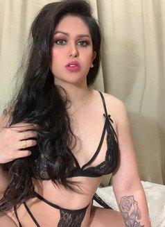 Mistress Vanessa - Transsexual dominatrix in Abu Dhabi Photo 1 of 6