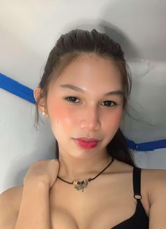 Ts Escort for Hire - Acompañantes transexual in Makati City Photo 7 of 8