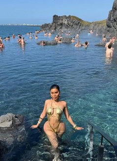 Ts Galichi - Transsexual escort in Paris Photo 17 of 21