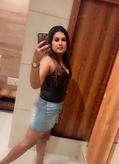 TS GIRL DIYA FULLY FEMININE BIG BOOBS - Acompañantes transexual in Mumbai Photo 27 of 30
