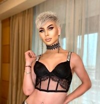 Ts. Girl Victoria Xxl Back to DUBAI - Acompañantes transexual in Dubai