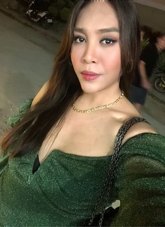 I’m back manila - Transsexual escort in Manila Photo 6 of 27