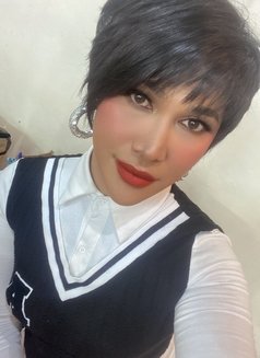 Ts Hot Yumi - Transsexual escort in Manila Photo 3 of 9