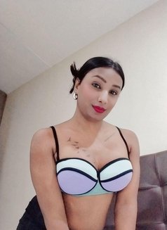 Ts Kajal - Transsexual escort in New Delhi Photo 7 of 14