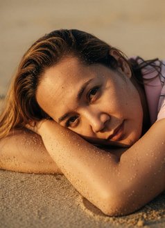 Ts Kathaliya From Philippines - Transsexual escort in Dubai Photo 12 of 12