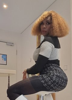 Ts Kendra - Transsexual escort in Stuttgart Photo 19 of 28