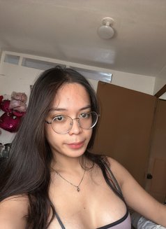 Ts Kianna Big C*ck - Transsexual escort in Manila Photo 4 of 5