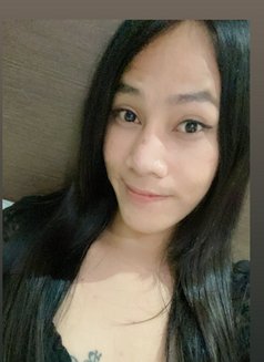 TS Kinan slim body with giant cock - Acompañantes transexual in Bali Photo 9 of 10