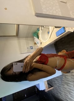TS Kinan slim body with giant cock - Acompañantes transexual in Bali Photo 10 of 10