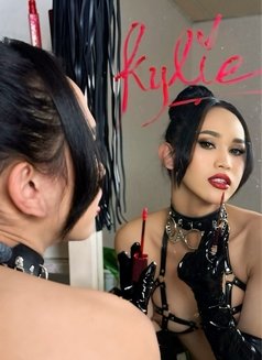 Ts Kylie the New Aphrodite - Transsexual escort in Abu Dhabi Photo 9 of 10