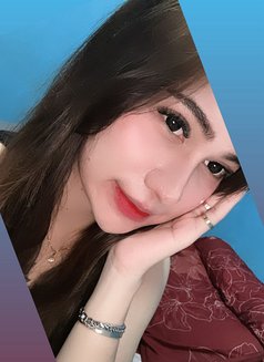 Ts Ladyboy Big Dick Cintya Alesa In - Acompañantes transexual in Kuala Lumpur Photo 9 of 10