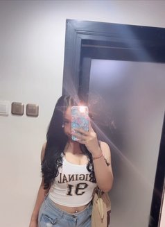 Ts Ladyboy Celine Kuala Lumpur Feminim - Acompañantes transexual in Kuala Lumpur Photo 7 of 19