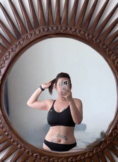 TS Lana - Transsexual escort in Kuala Lumpur Photo 11 of 11