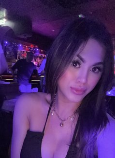 Ts Lara meet desire - Transsexual escort in Dubai Photo 23 of 24
