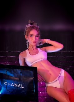 Ts lexie serving you a highness 🇵🇭 - Transsexual escort in Abu Dhabi Photo 16 of 16