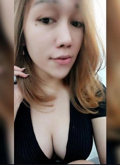 Ts Lia - Transsexual escort in Bali Photo 2 of 4