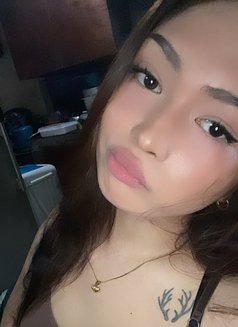 Ts Lou (Available Now) - Transsexual escort in Makati City Photo 1 of 4