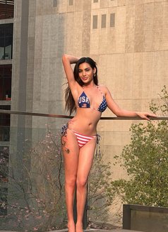 Ts love on top Asian with Brazilian dick - Transsexual escort in Bangkok Photo 16 of 17