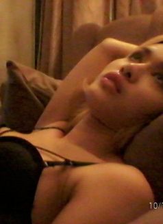 Ts Lyana Just Arrive, for Limited Time - Transsexual escort in Dubai Photo 6 of 22