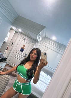 Ts Madison with poppers - Transsexual escort in Chandigarh Photo 15 of 24