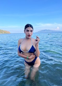 TS MADISON with poppers - Transsexual escort in Manila Photo 17 of 18