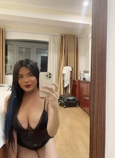 TS MADISON with POPPERS 🫶🏼 just landed - Acompañantes transexual in Kuala Lumpur Photo 4 of 20