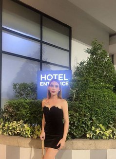 Cum well Magda - Transsexual escort in Manila Photo 4 of 11