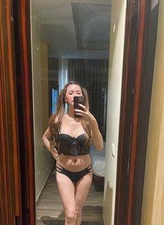 Top and Bottom (Ts mara)with poppers - Transsexual escort in Bangkok Photo 21 of 23