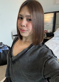 Ts mei AVERAGE THIC - Transsexual escort in Manila Photo 1 of 5