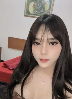 Beautiful Meiyin - Transsexual escort in Singapore Photo 5 of 18