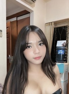 Beautiful Meiyin - Transsexual escort in Jakarta Photo 12 of 20