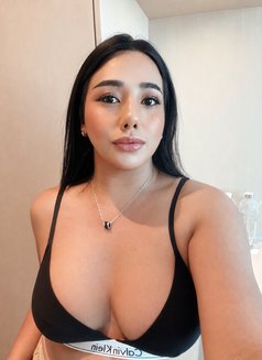 TS Mena Hot& Smooth - Masajista in Abu Dhabi Photo 5 of 24