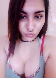 Ts Mia Asian Arab T Girl - Transsexual escort in Singapore Photo 17 of 25