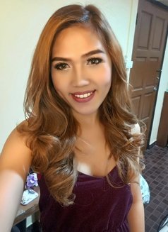 Ts Nicole - Transsexual escort in Bangkok Photo 1 of 2