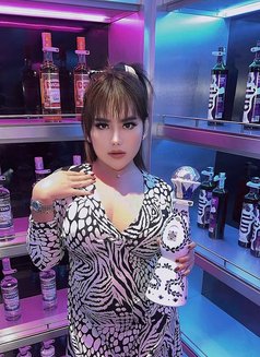 TS OLIVIA JAKARTA - Transsexual escort in Jakarta Photo 10 of 11